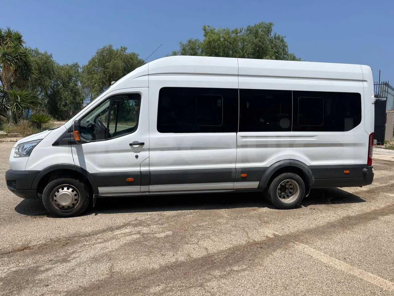 Ford Transit - Minibus, Passenger van: picture 5 Ford Transit - Minibus, Passenger van: picture 5