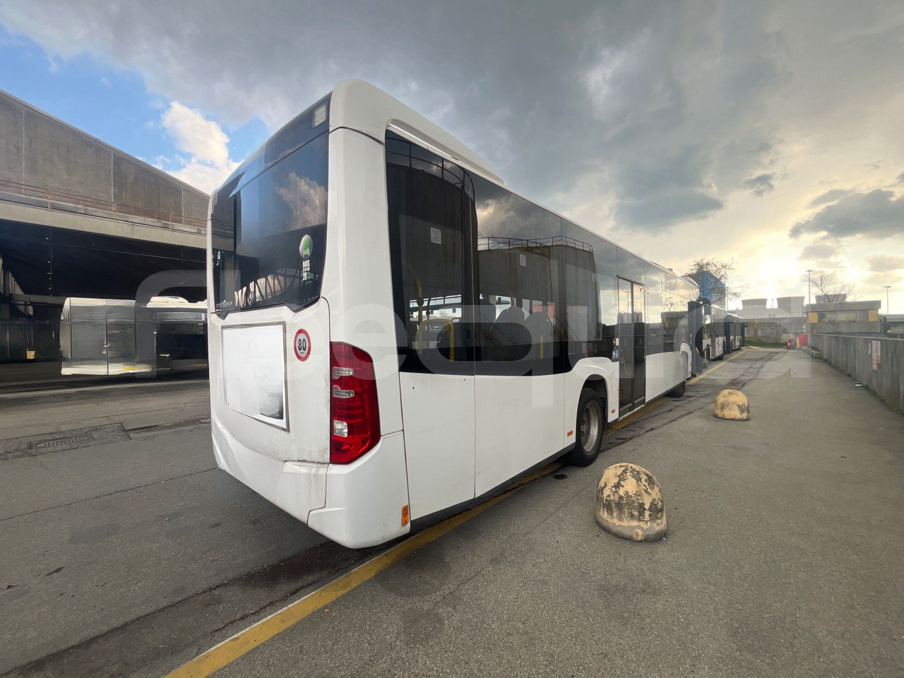 City bus Mercedes-Benz Citaro: picture 10