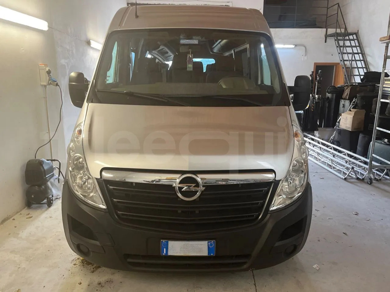 Opel Movano - Minibus, Passenger van: picture 1 Opel Movano - Minibus, Passenger van: picture 1
