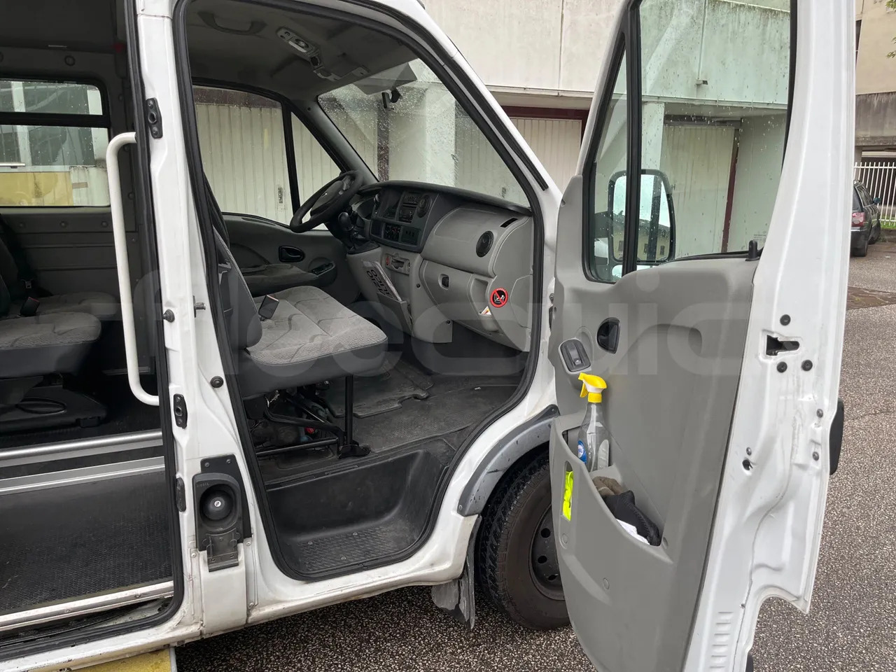 Minibus, Passenger van Renault Master: picture 13