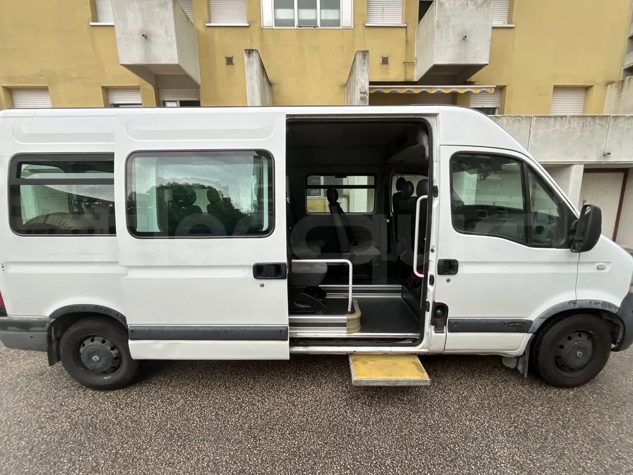 Minibus, Passenger van Renault Master: picture 12