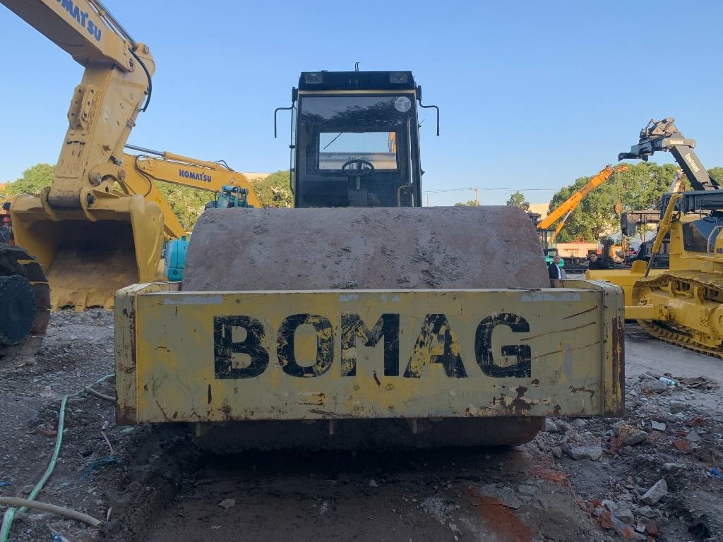 Bomag BW 225 D-3 - Road roller: picture 2 Bomag BW 225 D-3 - Road roller: picture 2