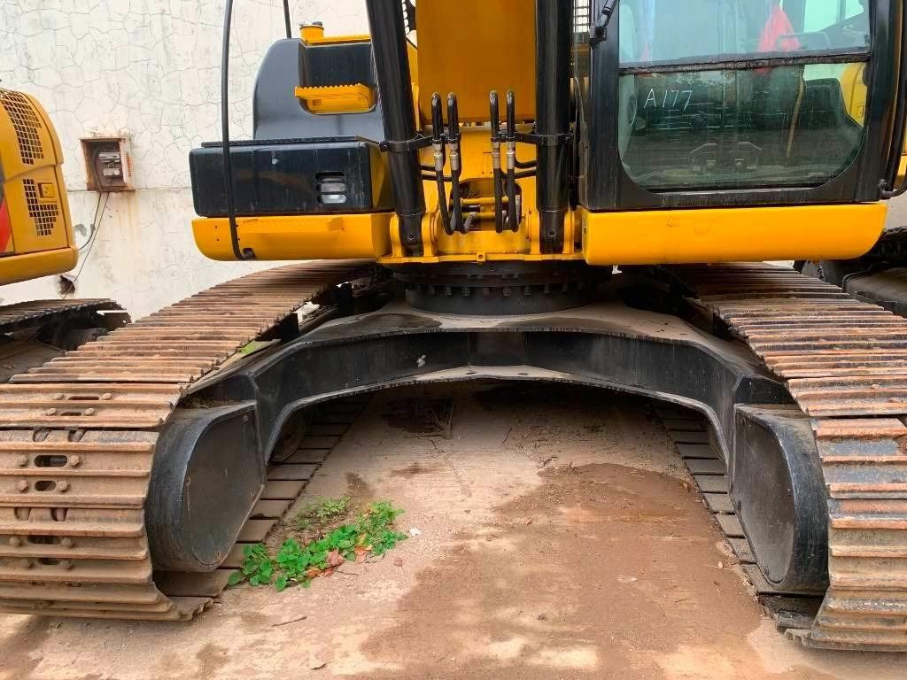 CAT 323 D L - Crawler excavator: picture 5 CAT 323 D L - Crawler excavator: picture 5