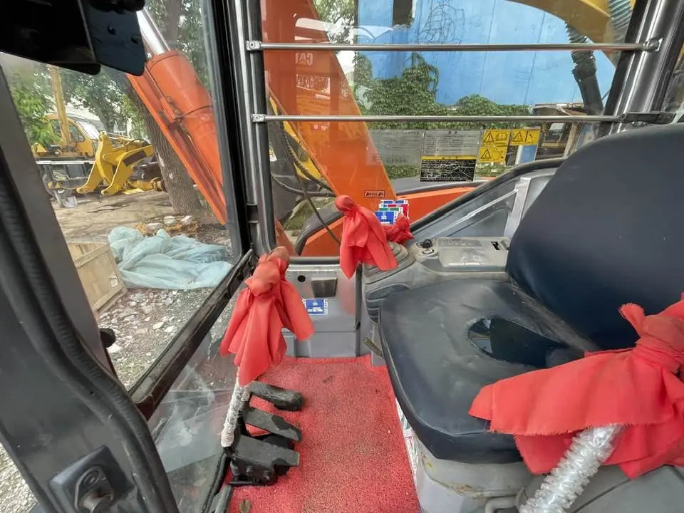 Hitachi ZX75US-7 - Mini excavator: picture 4 Hitachi ZX75US-7 - Mini excavator: picture 4