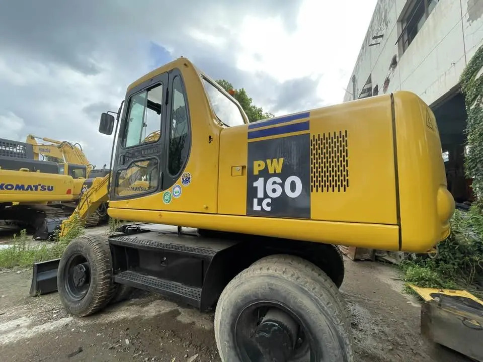 Leasing of Komatsu PW160-11 Komatsu PW160-11: picture 6