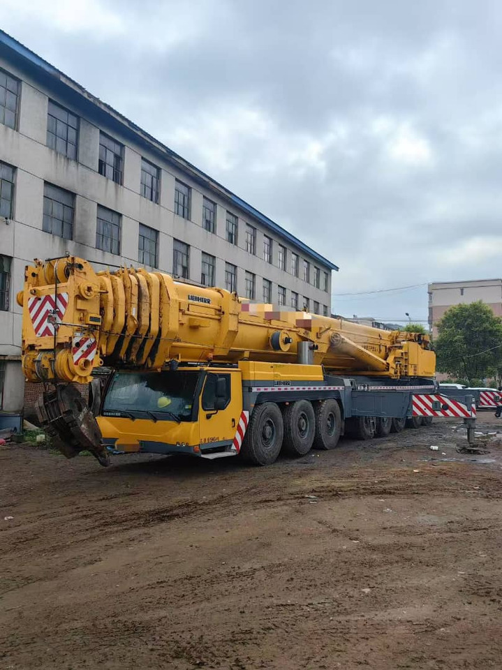 LIEBHERR LTM 1500-8.1 - All terrain crane: picture 3 LIEBHERR LTM 1500-8.1 - All terrain crane: picture 3