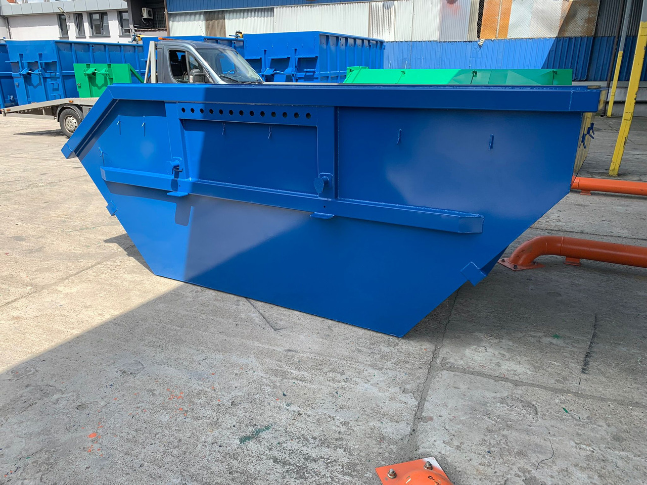 Mulda/Bauschuttcontainer/Absetzmulde/Multicar M1 - Skip bin: picture 4 Mulda/Bauschuttcontainer/Absetzmulde/Multicar M1 - Skip bin: picture 4