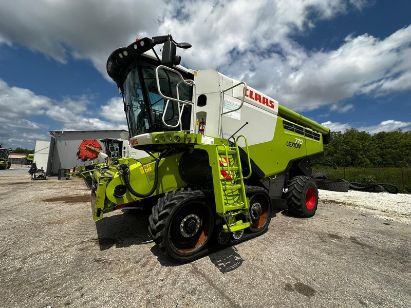 Claas Lexion 770 TT - Combine harvester: picture 1 Claas Lexion 770 TT - Combine harvester: picture 1