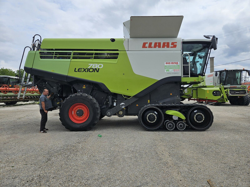 Claas Lexion 780 TT - Combine harvester: picture 5 Claas Lexion 780 TT - Combine harvester: picture 5