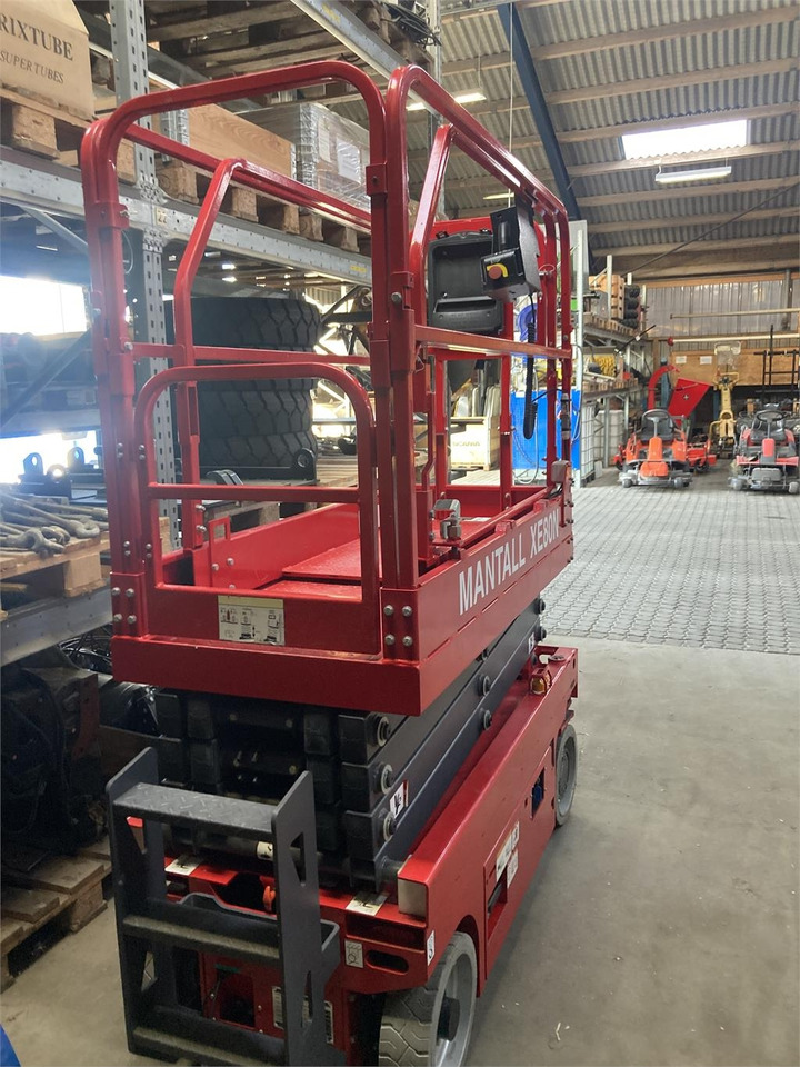 Mantall XE80N - Scissor lift: picture 2 Mantall XE80N - Scissor lift: picture 2