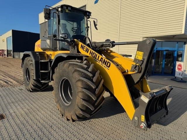 New Holland W170D2 TRIN 5-Z - Wheel loader: picture 2 New Holland W170D2 TRIN 5-Z - Wheel loader: picture 2