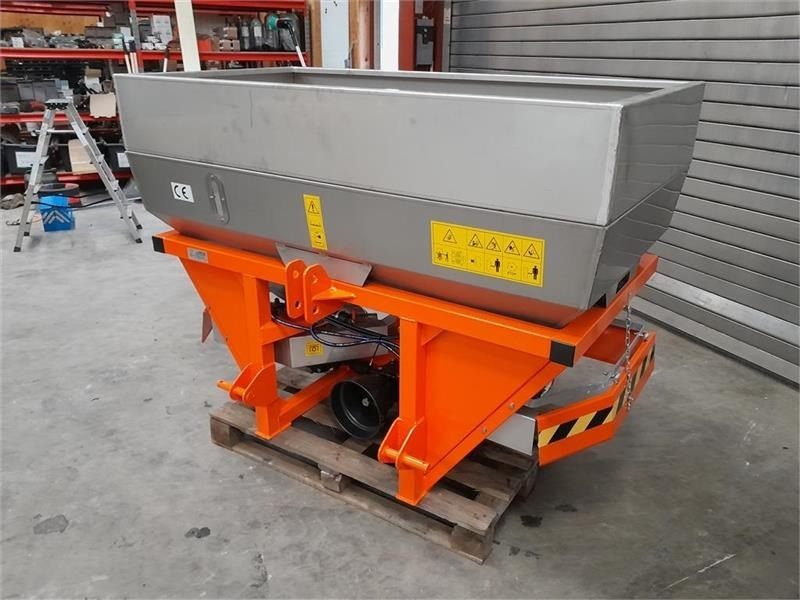 Sand/ Salt spreader for Utility/ Special vehicle - - - 1000l: picture 7 Sand/ Salt spreader for Utility/ Special vehicle - - - 1000l: picture 7
