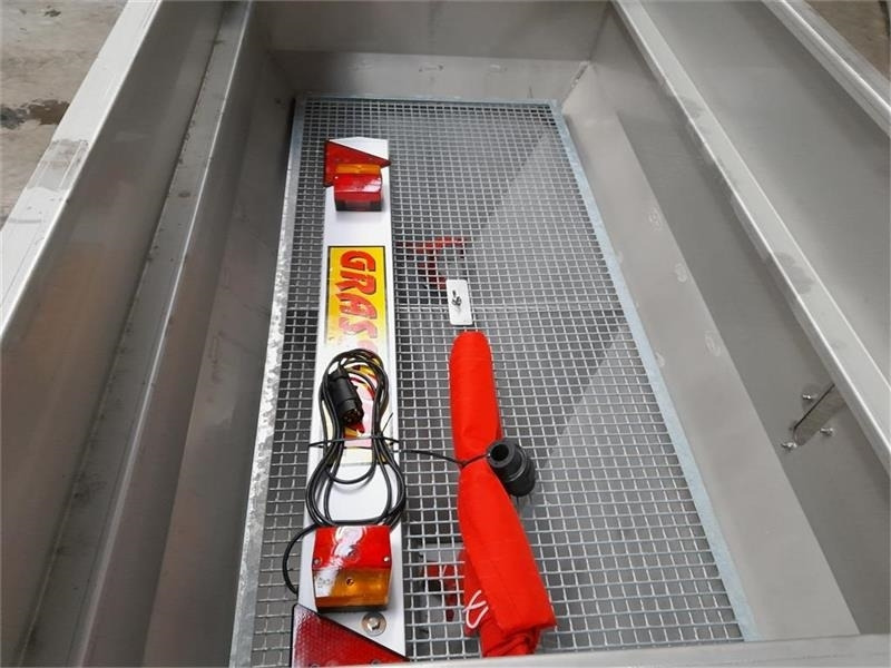 - - - 1000l - Sand/ Salt spreader for Utility/ Special vehicle: picture 5 - - - 1000l - Sand/ Salt spreader for Utility/ Special vehicle: picture 5