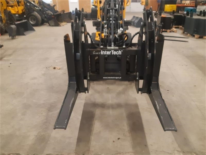 Eurotrac W11 - Forks for Construction machinery: picture 2 Eurotrac W11 - Forks for Construction machinery: picture 2