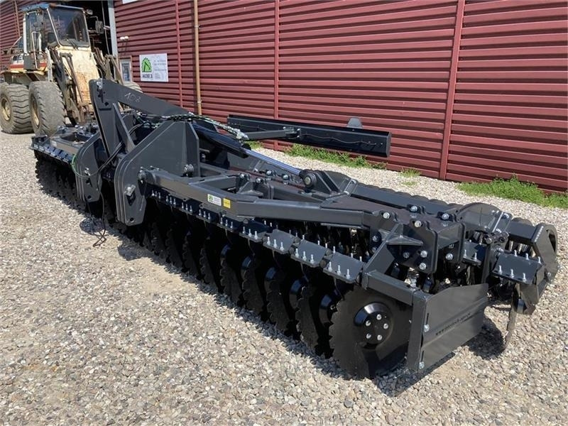 J-Maskiner 6 m. disc harve - Disc harrow: picture 2 J-Maskiner 6 m. disc harve - Disc harrow: picture 2