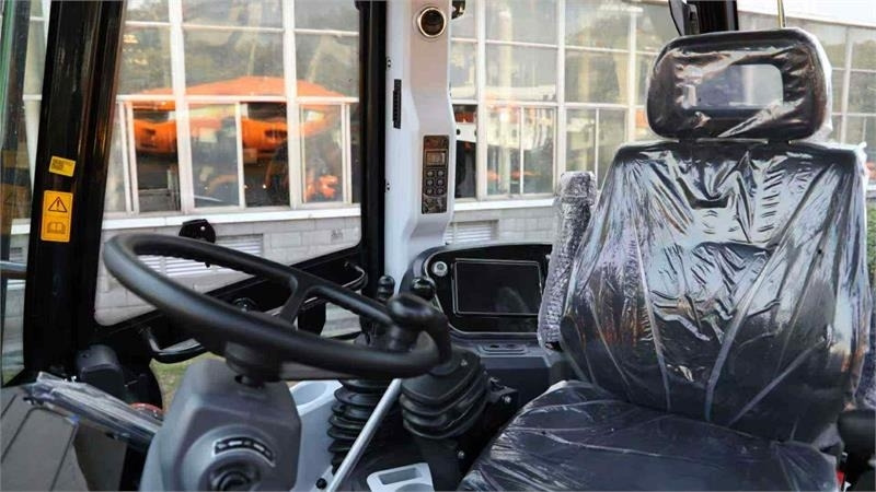 Lonking 83C Fabriks ny - Backhoe loader: picture 5 Lonking 83C Fabriks ny - Backhoe loader: picture 5