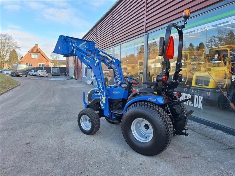 Solis H26 HST - Municipal tractor: picture 3 Solis H26 HST - Municipal tractor: picture 3