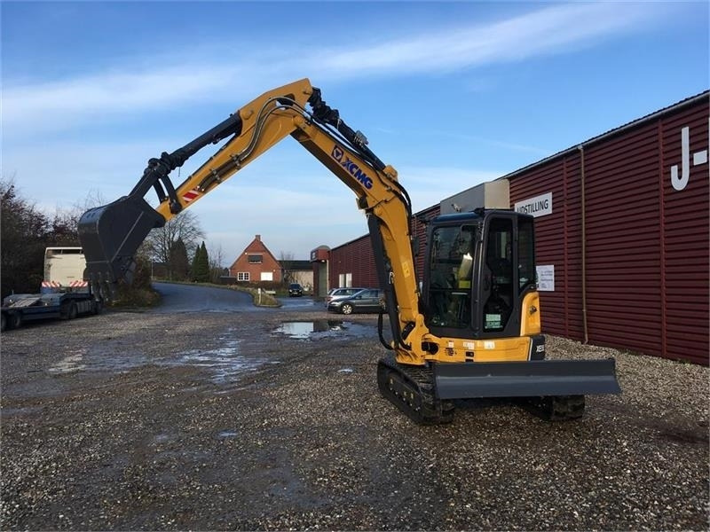 XCMG 5.7 tons  - Mini excavator: picture 1 XCMG 5.7 tons  - Mini excavator: picture 1