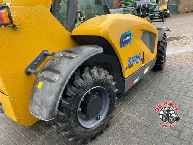 - - - XCMG XC6-2506E - Telescopic handler: picture 3 - - - XCMG XC6-2506E - Telescopic handler: picture 3