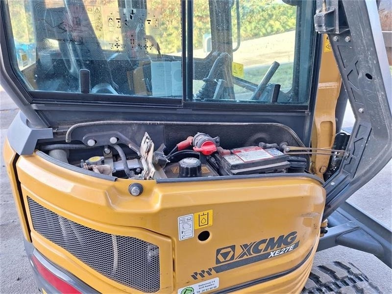 Mini excavator XCMG Xe27e: picture 7
