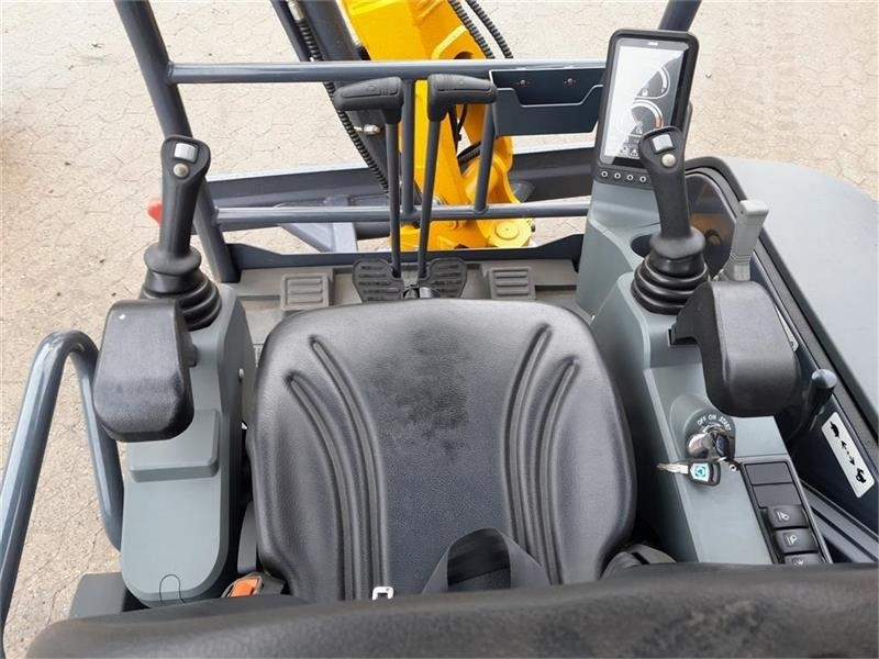 Mini excavator XCMG xe27e u/hus: picture 10