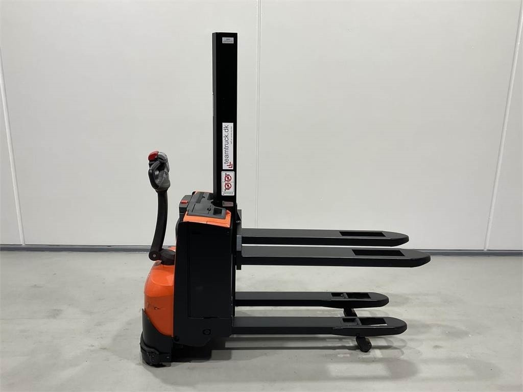 BT SWE080L - Stacker: picture 1 BT SWE080L - Stacker: picture 1