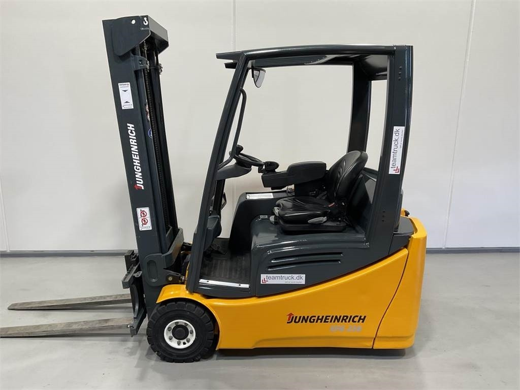 Jungheinrich EFG 216 - Electric forklift: picture 3 Jungheinrich EFG 216 - Electric forklift: picture 3