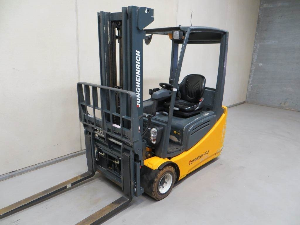 Jungheinrich EFG 220 - Electric forklift: picture 3 Jungheinrich EFG 220 - Electric forklift: picture 3