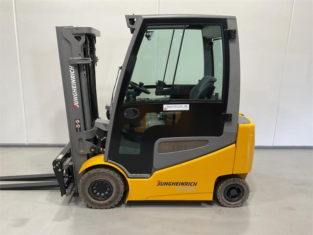 Jungheinrich EFG 425 K  - Electric forklift: picture 3 Jungheinrich EFG 425 K  - Electric forklift: picture 3