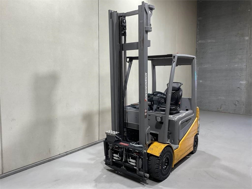 Jungheinrich EFG 425 K  - Electric forklift: picture 4 Jungheinrich EFG 425 K  - Electric forklift: picture 4