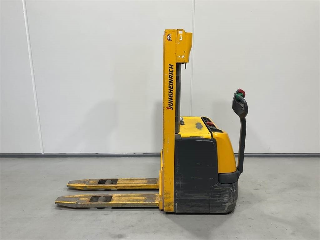 Jungheinrich EJC 212 - Stacker: picture 3 Jungheinrich EJC 212 - Stacker: picture 3