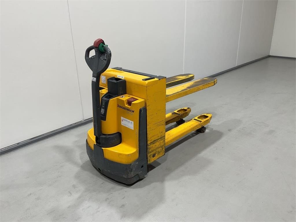 Jungheinrich EJE C20 - Pallet truck: picture 2 Jungheinrich EJE C20 - Pallet truck: picture 2