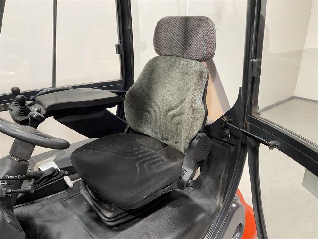 Linde E20P-02  - Electric forklift: picture 5 Linde E20P-02  - Electric forklift: picture 5