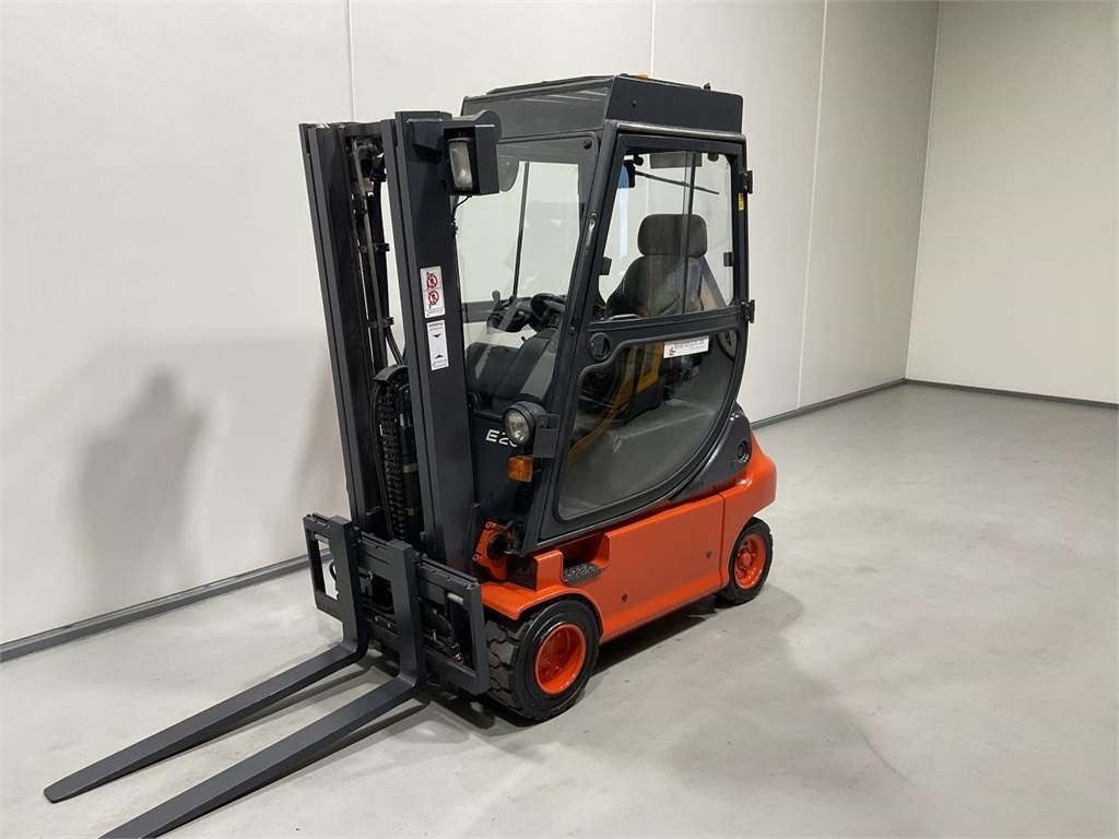 Linde E20P-02  - Electric forklift: picture 4 Linde E20P-02  - Electric forklift: picture 4