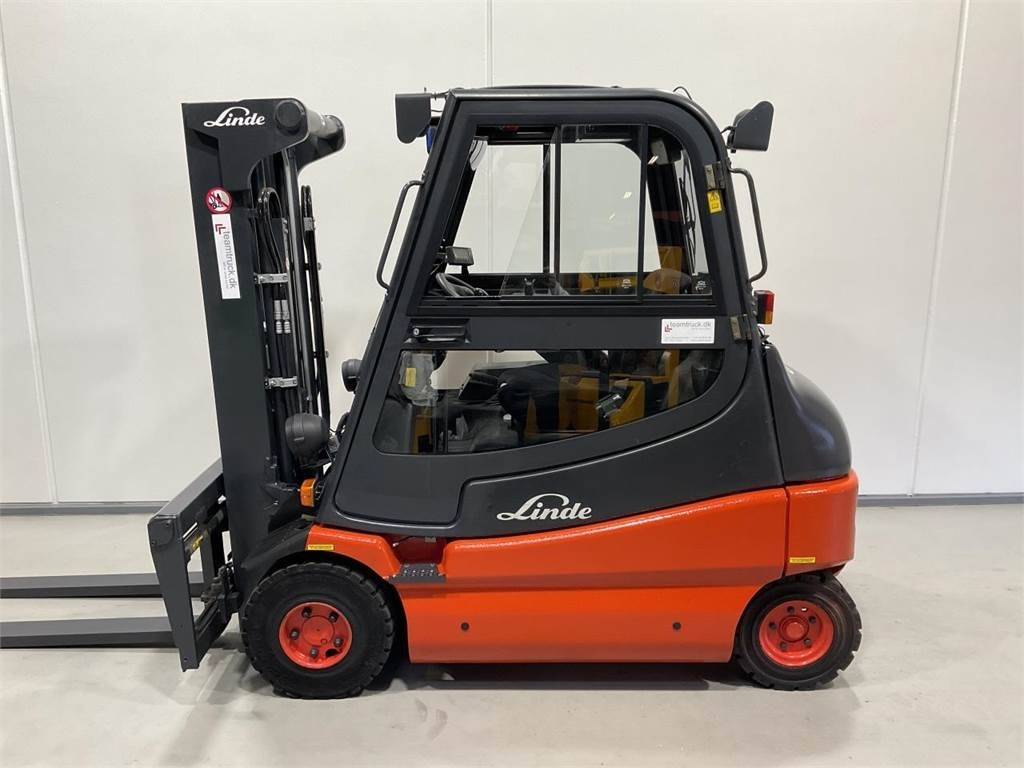 Linde E25P - 02 - Electric forklift: picture 3 Linde E25P - 02 - Electric forklift: picture 3