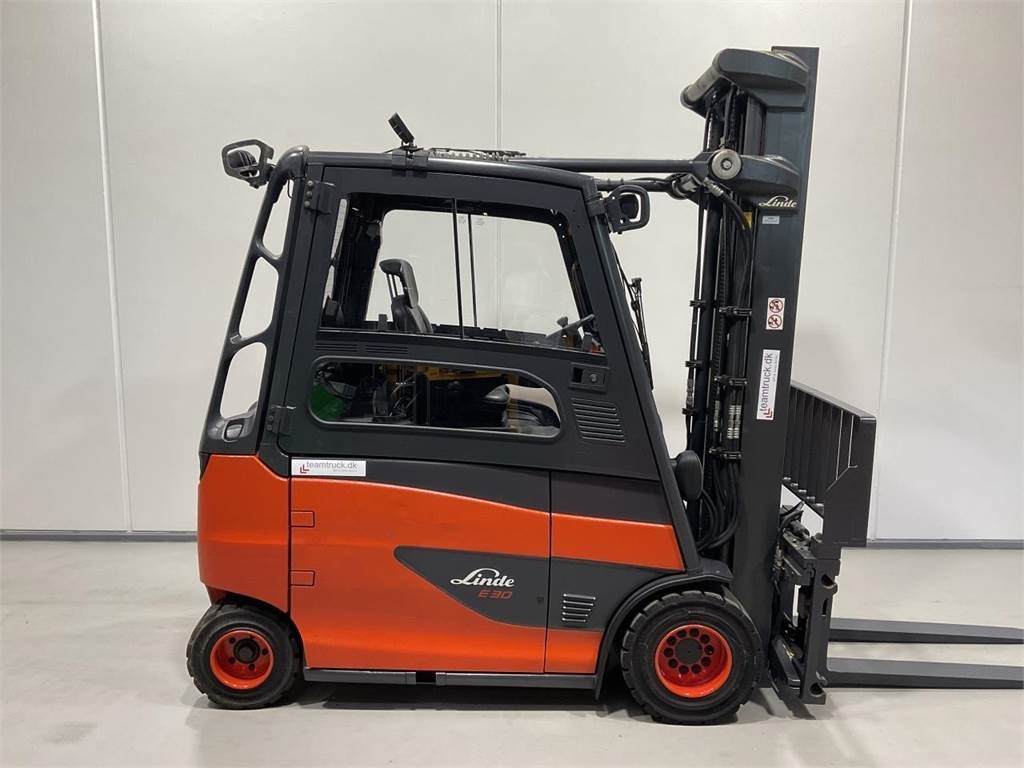 Linde E30/600-02  - Electric forklift: picture 1 Linde E30/600-02  - Electric forklift: picture 1