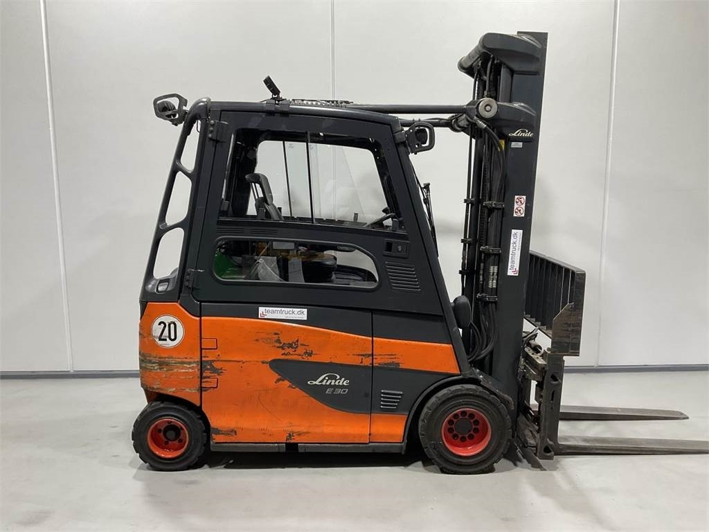 Linde E30/600-02 - Electric forklift: picture 1 Linde E30/600-02 - Electric forklift: picture 1
