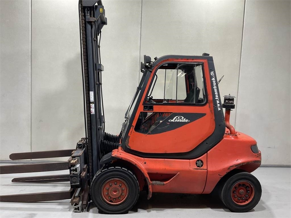 Linde H40D-04 - Diesel forklift: picture 3 Linde H40D-04 - Diesel forklift: picture 3