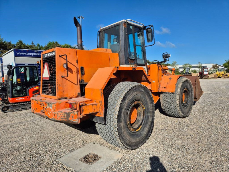 Hitachi FR 130 - Wheel loader: picture 4 Hitachi FR 130 - Wheel loader: picture 4