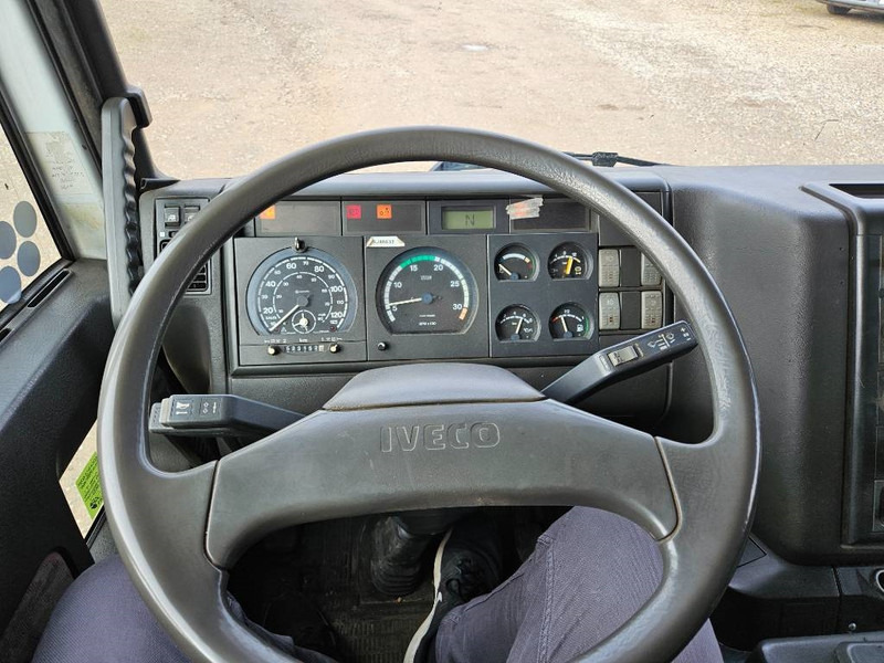 Autotransporter truck Iveco Eurotech 6x2 // transport // HMF 1483 K3: picture 19