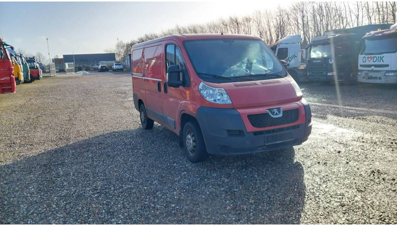 Peugeot Boxer 330 2,2 HDi - Panel van: picture 2 Peugeot Boxer 330 2,2 HDi - Panel van: picture 2