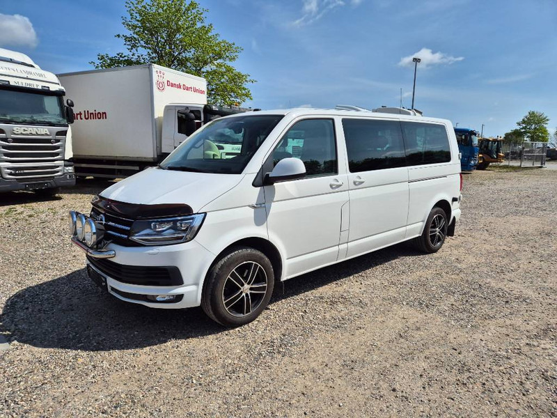 Volkswagen Caravelle 4x4 // 4motion 8 person bus Long - Car: picture 1 Volkswagen Caravelle 4x4 // 4motion 8 person bus Long - Car: picture 1