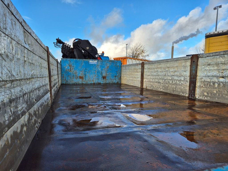 Crane truck Volvo FM 500 8x4/4 // HIAB 244 EP-5 HIPRO // 3 way tip: picture 17 Crane truck Volvo FM 500 8x4/4 // HIAB 244 EP-5 HIPRO // 3 way tip: picture 17