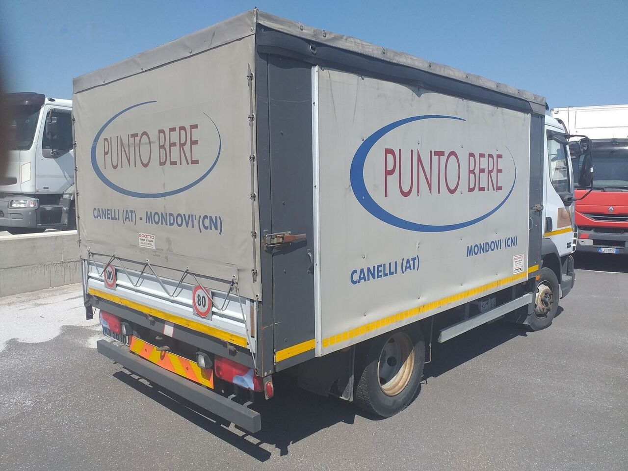 DAF 45.150 E.3 - Curtainsider truck: picture 3 DAF 45.150 E.3 - Curtainsider truck: picture 3