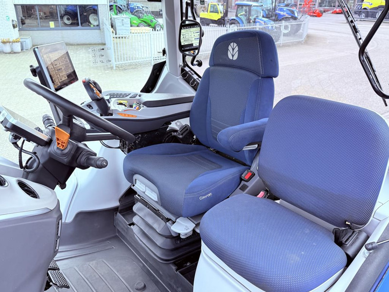 New Holland T7.315 HD New Gen GPS - Construction machinery: picture 2 New Holland T7.315 HD New Gen GPS - Construction machinery: picture 2