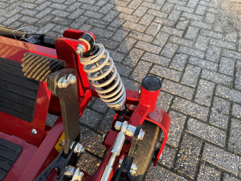 Leasing of Ferris IS2600 Zero Turn Maaier Ferris IS2600 Zero Turn Maaier: picture 15 Leasing of Ferris IS2600 Zero Turn Maaier Ferris IS2600 Zero Turn Maaier: picture 15