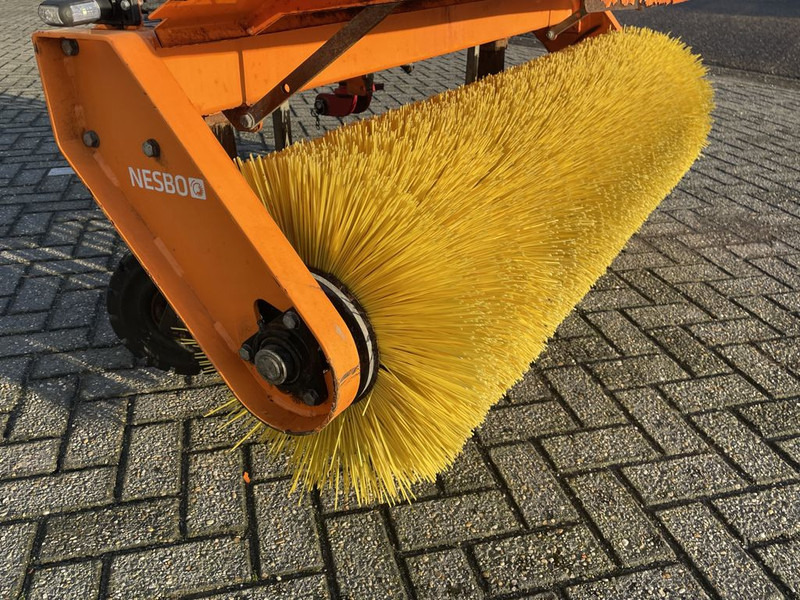 Broom for Utility/ Special vehicle Nesbo Veegmachine HF1600S: picture 8