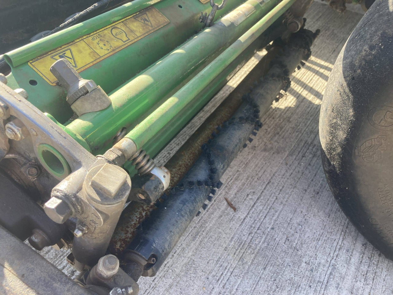 Leasing of  John Deere 2500EH greens triple mower John Deere 2500EH greens triple mower: picture 11