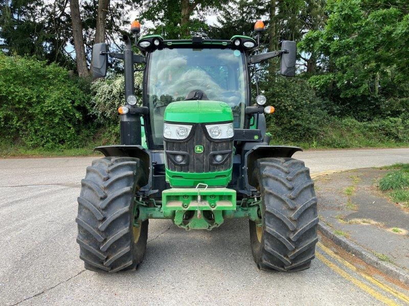 John Deere 6130R - Farm tractor: picture 2 John Deere 6130R - Farm tractor: picture 2