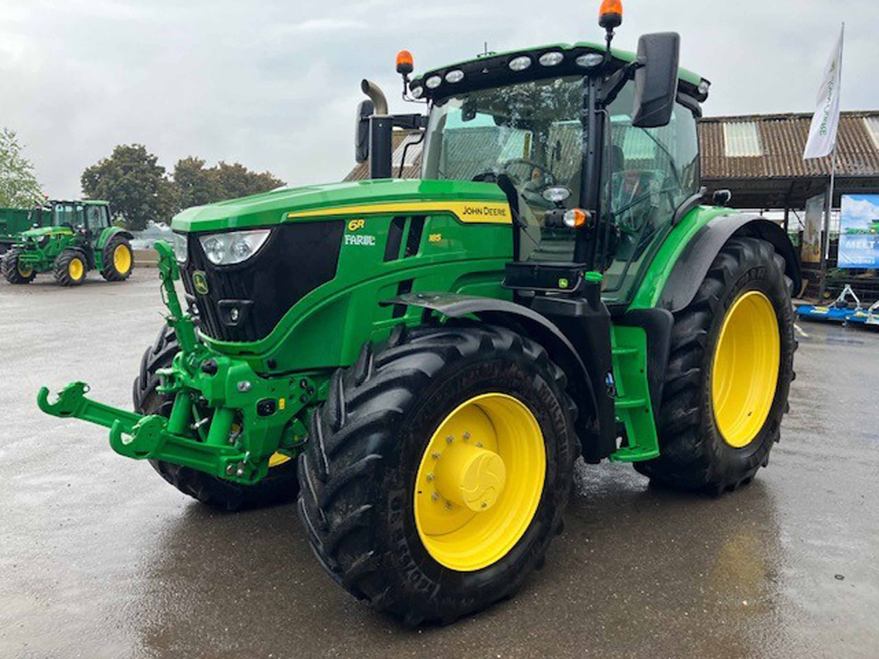 John Deere 6R 185 - Farm tractor: picture 5 John Deere 6R 185 - Farm tractor: picture 5